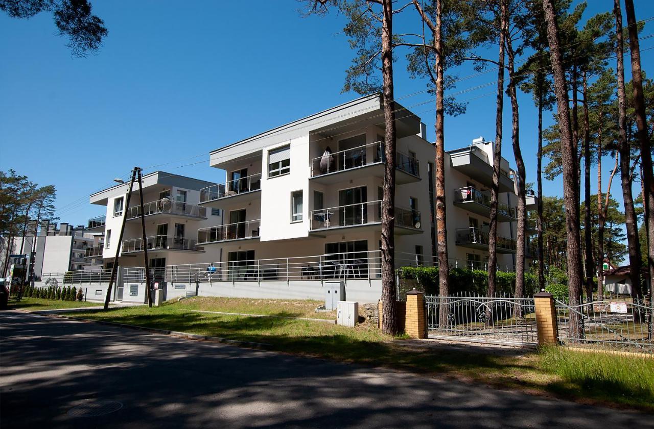 Apartament Ikar - 2 Pokojowy Przy Morzu Z Wlasnym Ogrodkiem Pobierowo Exteriör bild