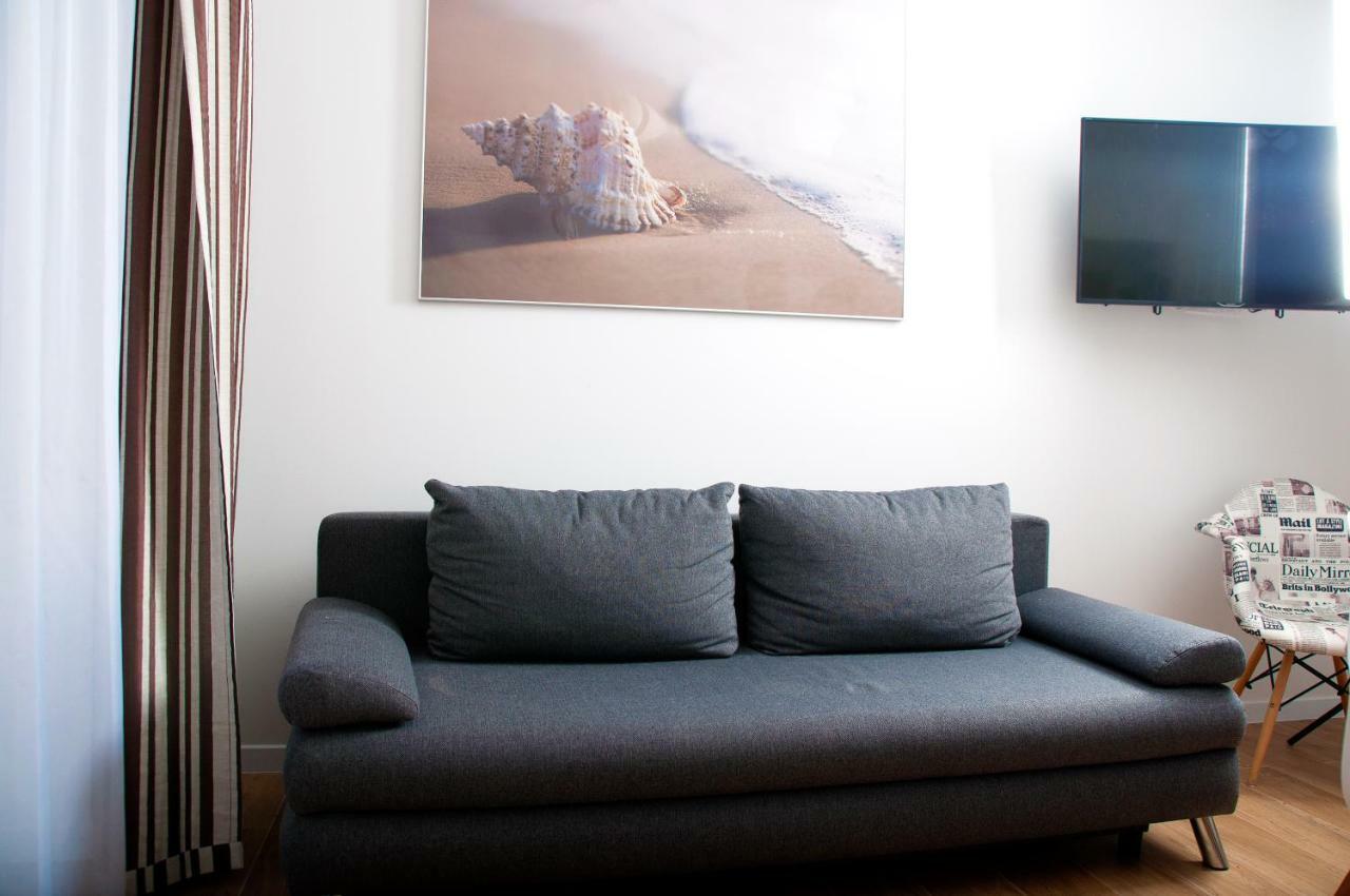 Apartament Ikar - 2 Pokojowy Przy Morzu Z Wlasnym Ogrodkiem Pobierowo Exteriör bild